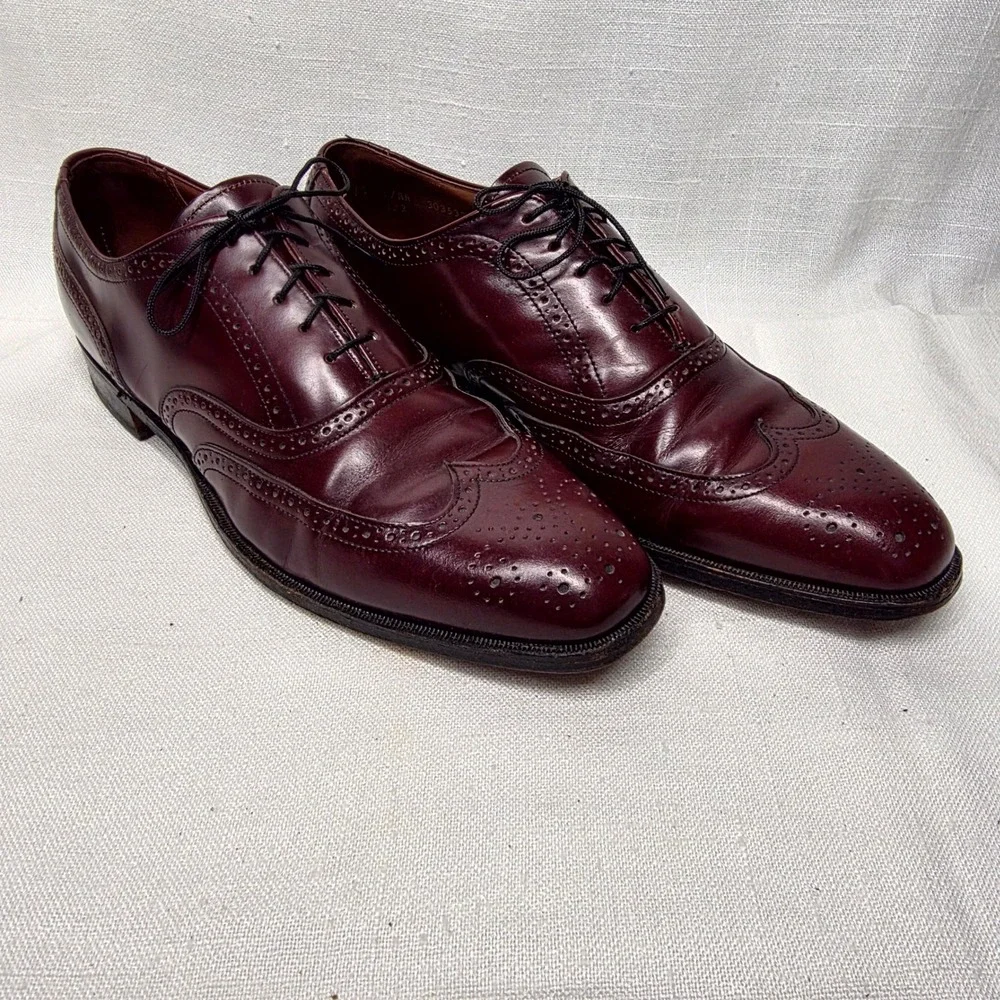 Bostonian Men's Merlot Leather Wingtip Lace-Up Oxfords